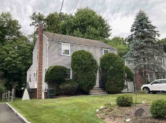 Fix and flip loan for a single family residence in Livingston, NJ with a $1,020,000 loan amount and $260,000 construction budget