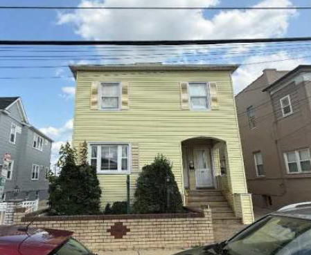 Fix and flip loan for a duplex in Hackensack, NJ with a loan amount of $558,000 and construction budget of $63,000
