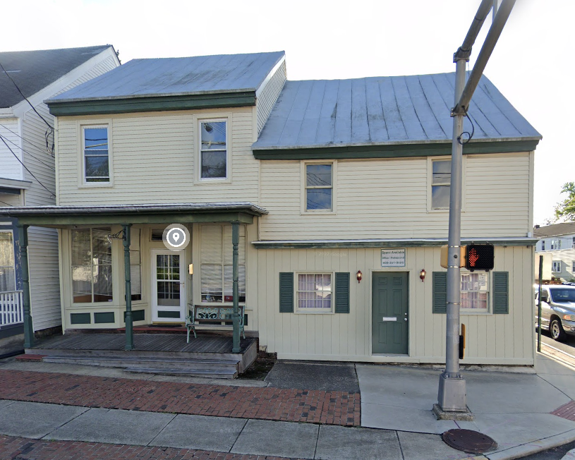 Rental Cashout loan in Pemberton, NJ, for Mixed-use property (6 units). Funded by Accolend.